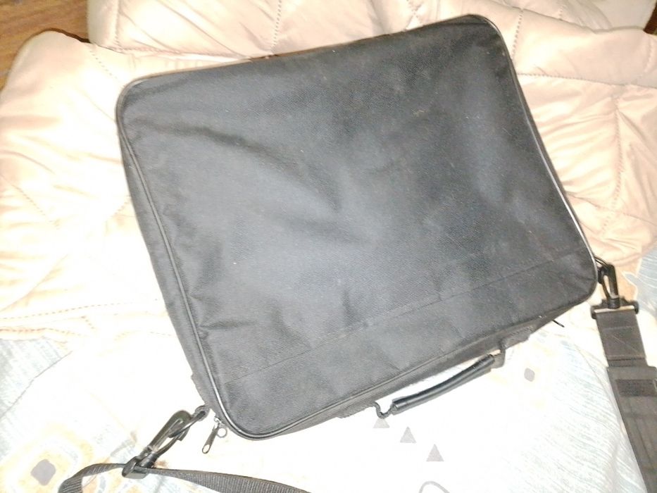 Чанта за лаптоп targus