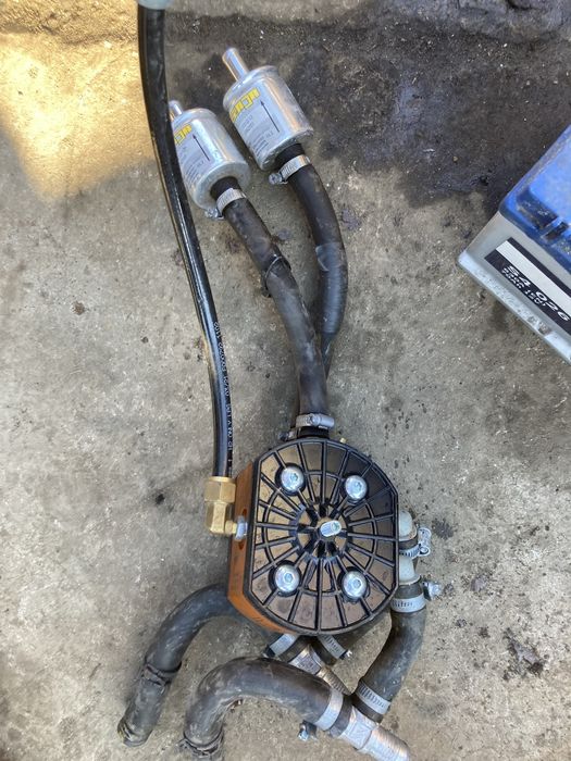 Газов инжекцион за V8 двигател