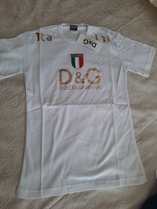 Стилна мъжка тениска