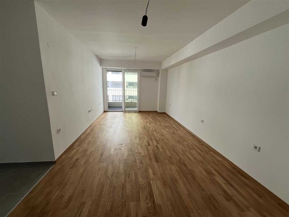 Дава се под наем Тристаен апартамент в Пловдив, Тракия - 83 кв.м за 402.9 € - Снимка #4