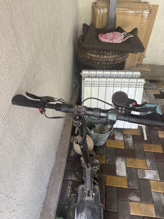 Продам электро самокат