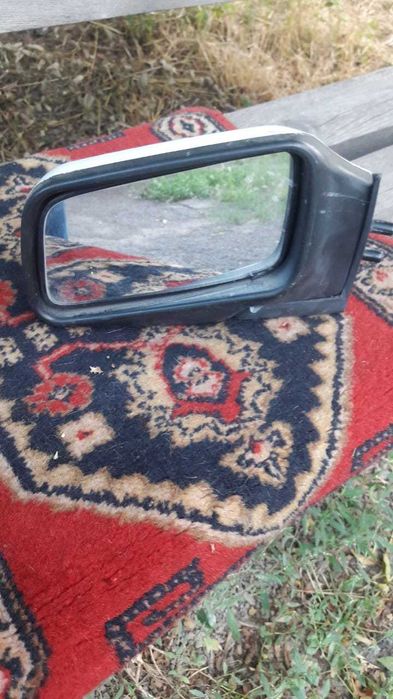 зеркало левое продам