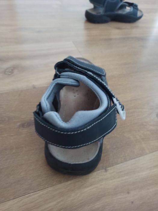 Sandale, din piele, mărimea 37