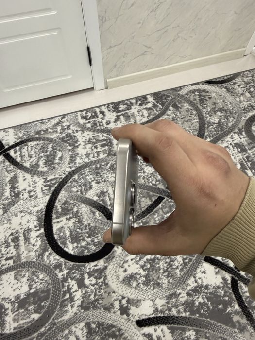 iPhone 15 Pro 2ta simkartali