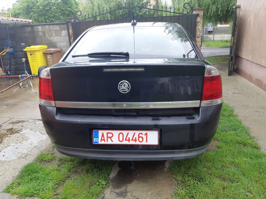 Haion luneta opel vectra c gts 250lei