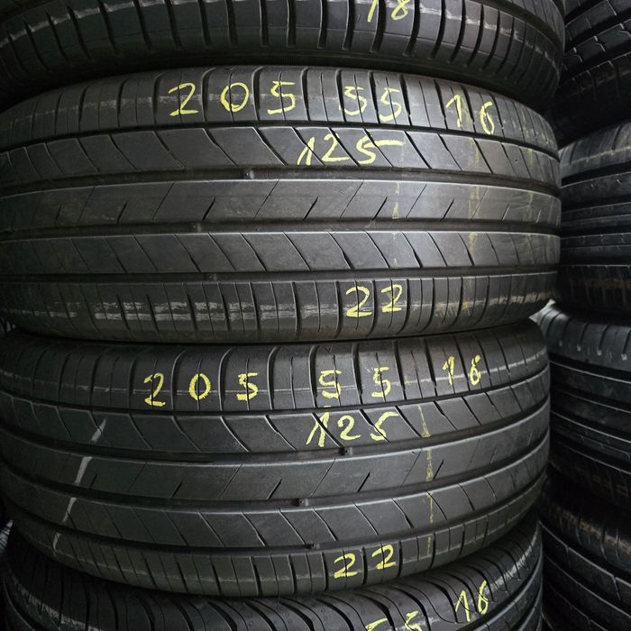 2x 205/55/16 VARA KUMHO 2022 Stare excelentă