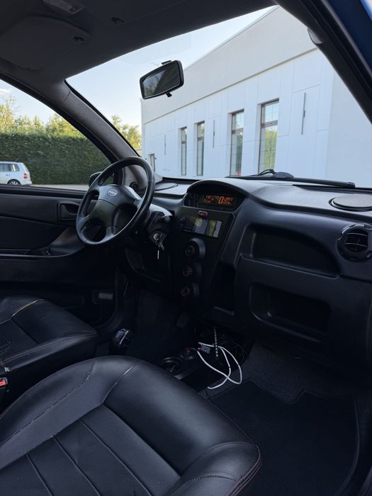 Microcar Mgo 4 locuri 21cp Benzina AIRBAG 2012 Editie Limitata Paris 108 km/h Masina de 16 ani