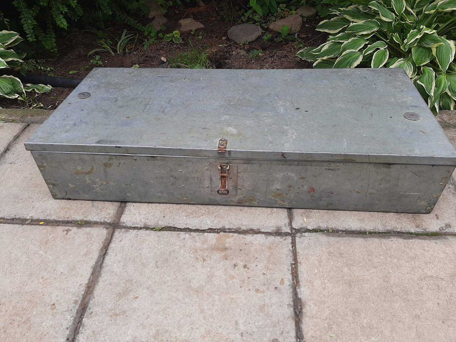 Метална кутия за инструменти