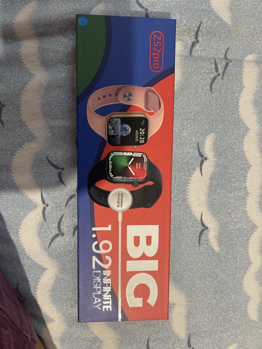 Денски смарт часовник