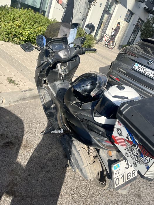 Продам максискутер Liya Z Max