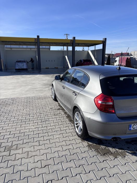 Vand BMW SERIA 1 DIN 2010 2.0 DIZEL