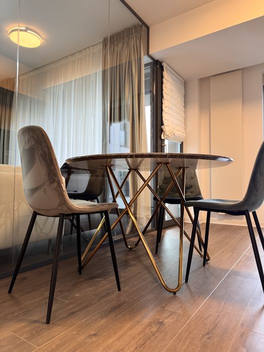 Vand apartament 3 camere Cloud 9 cu  2 locuri parcare