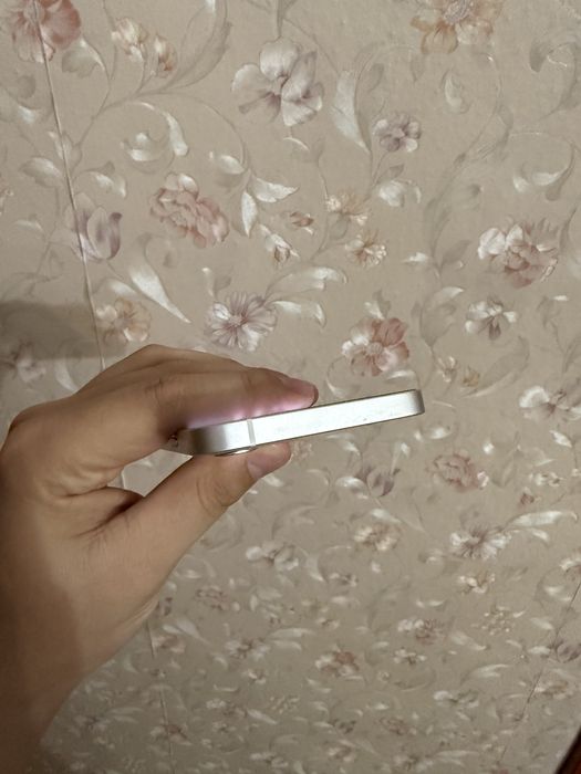 iPhone 12 белый 64 гб