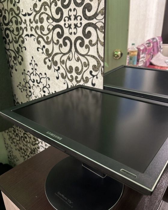 Монитор самсунг продам