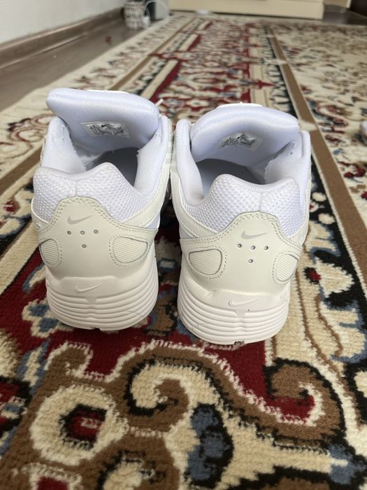 Кроссовки Nike P-6000