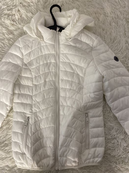 Geci marimea xs ,gri si alba.