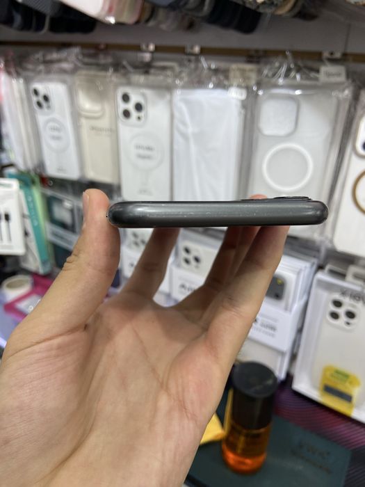iPhone 11 128Gb ideal