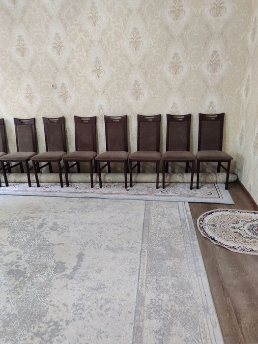 Красивые стулья 12 штук