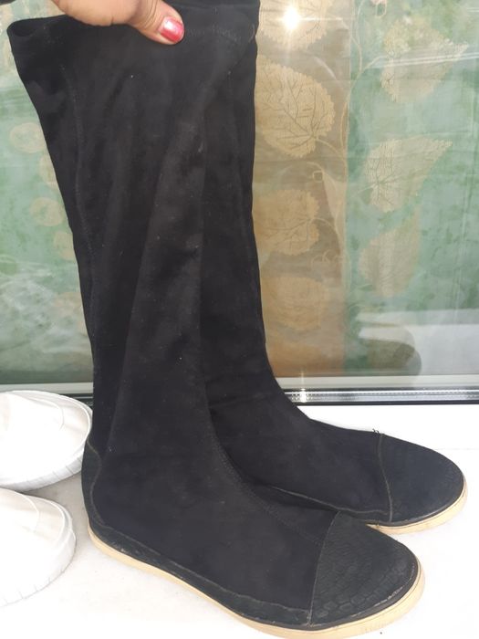 Спортни обувки 40 номер