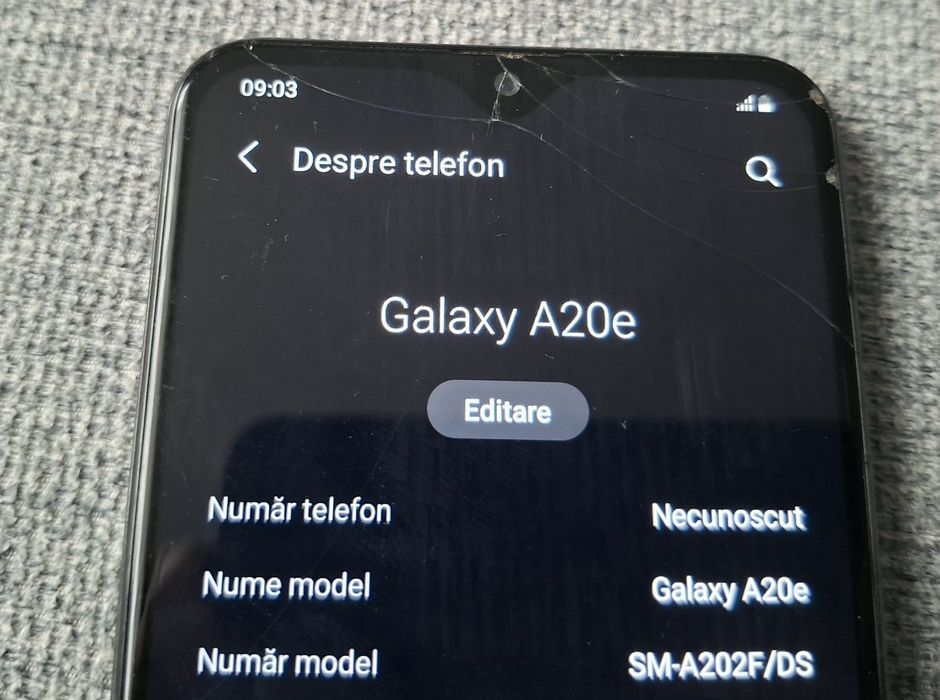 Vând Samsung Galaxy A 20e