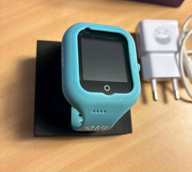 Смарт часовник детски 4g SoyMomo Blau Space Lite: Stylische blaue Smar