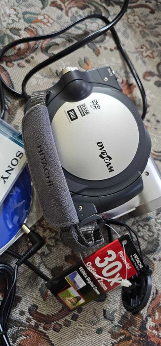 Camera video Hitachi DZ-GX5020  dvd noua