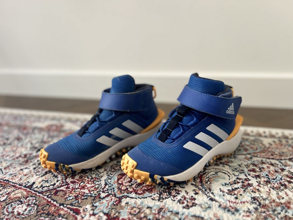 Ботинки Adidas 34 размер