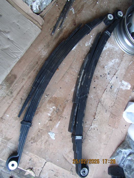 Vand 2 arcuri noi de iveco 6.5t pe originaL