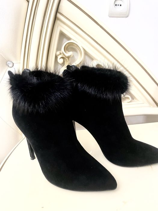 Дубленка зимняя новая