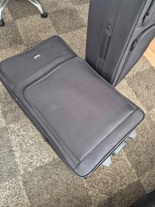 4 куфара за багаж до 32 килограма