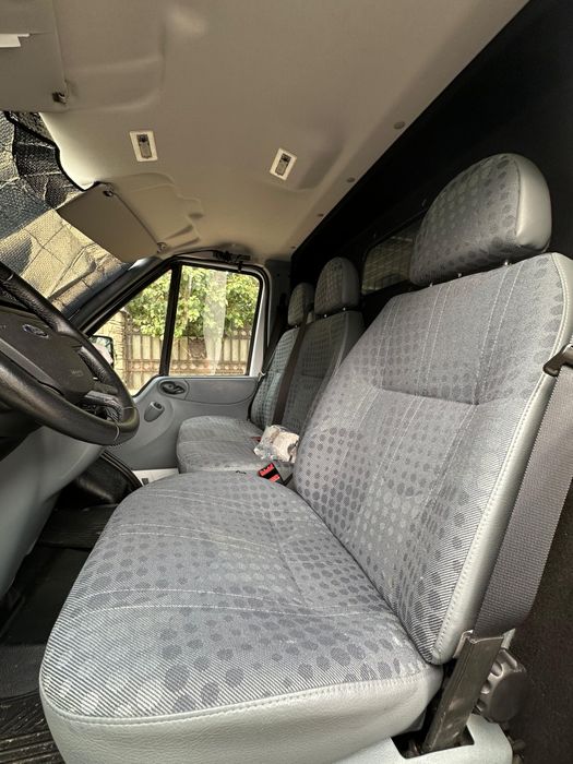 Ford Transit Furgon 23 502km, 2.2 diesel, 3.5 Tone