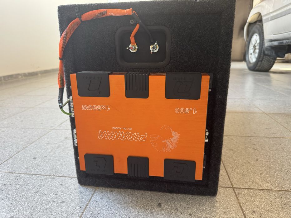 Продам саббуфер срочно почти новый