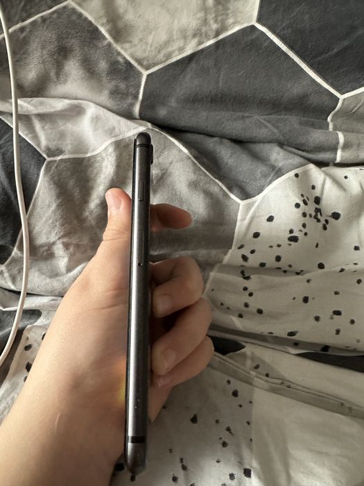 Iphone 8 в безупречно състояние