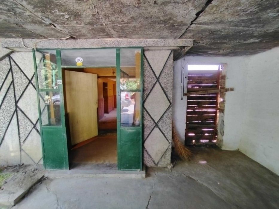 Продава се Къща в с. Драгор, Област Пазарджик - 207 кв.м за 580 €/кв.м - Снимка #20