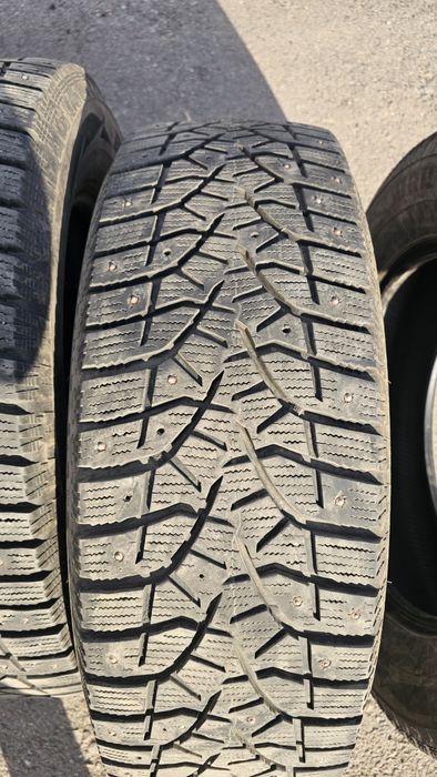 комплект зимних шин 235/65 r18