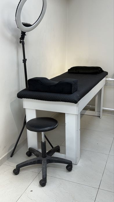 Кушетка в аренду в салоне красоты