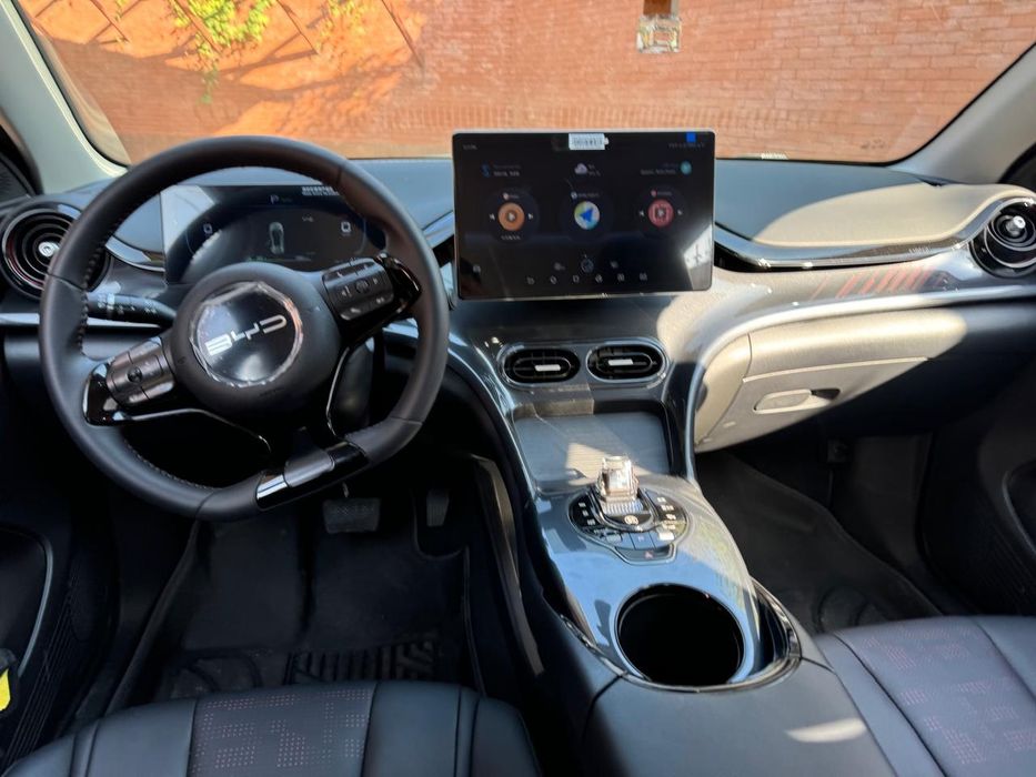 Продам автомобиль  BYD-E2