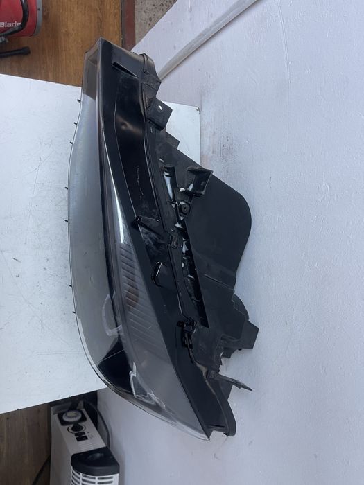 Far stânga xenon BMW Seria 3 F30 F31 Angel Eyes LED DRL 11-2015