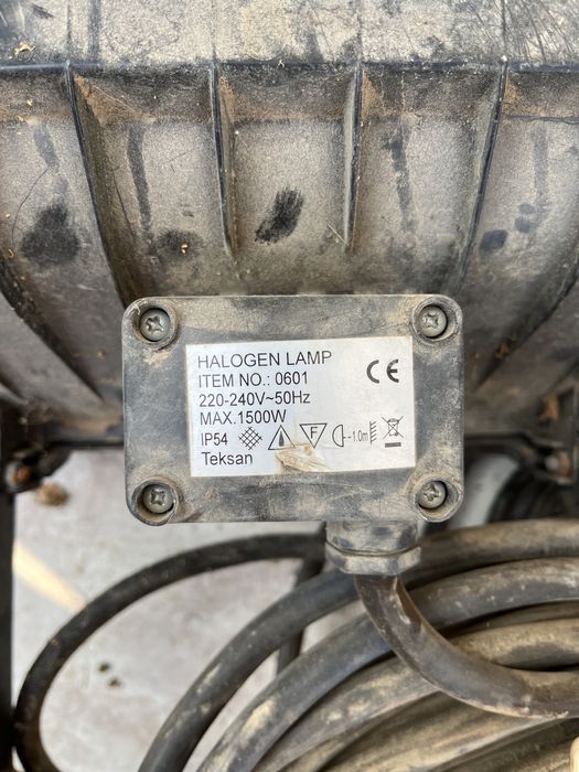 Прожекторы 2 шт.