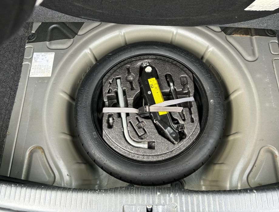 Продавам Голф 5 1.4 170кс на ЧАСТИ, както и още над 12 Голф 5 на ЧАСТИ