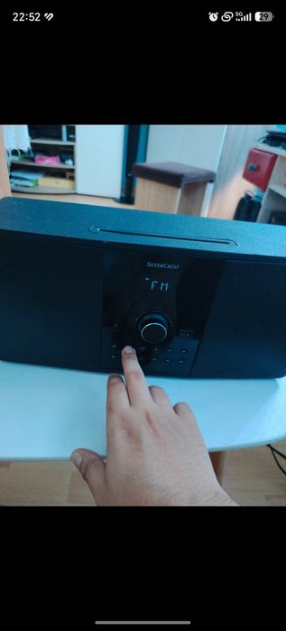 Vind radio cu CD, USB, AUX, BT.