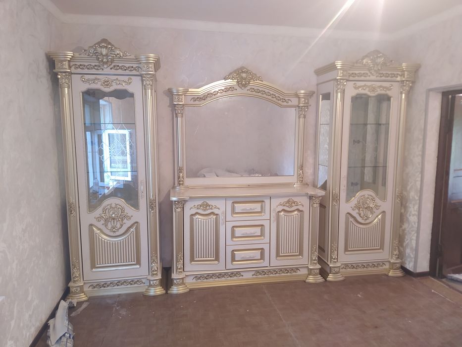 Mebel buyurtma asosida oshxona spalniy