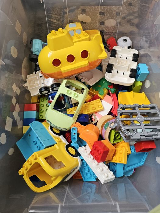 Предлагам ЛОТ ОТ 4 различни конструктора