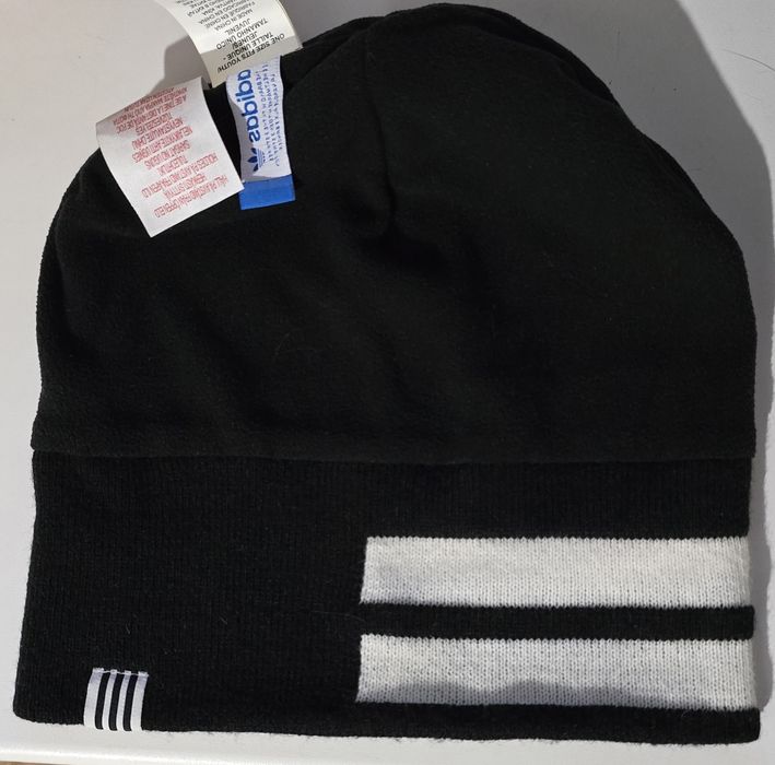 Шапка Adidas; Demix; Outventure