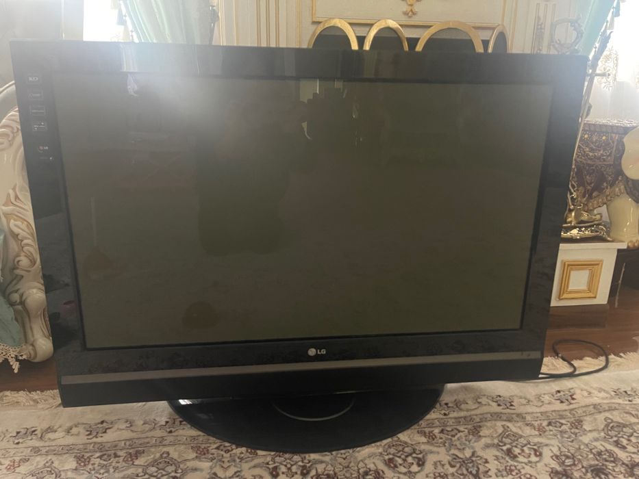 Телевизор LG 2006 г