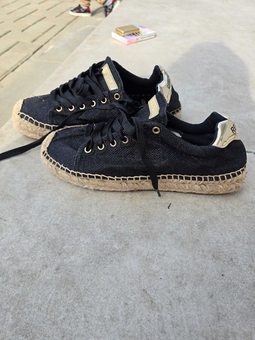 Vand espadrile tip sneakers, purtati o singura data..Replay,marimea 38