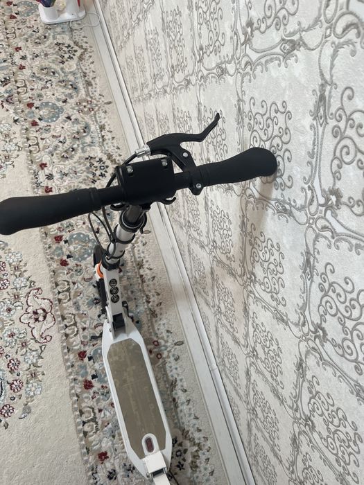 Самокат Urban Scooter 116D белый