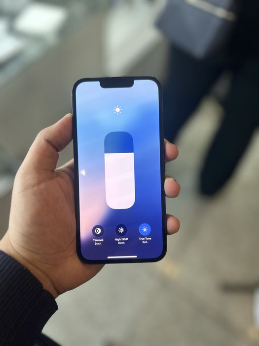 Продам iphone 13
