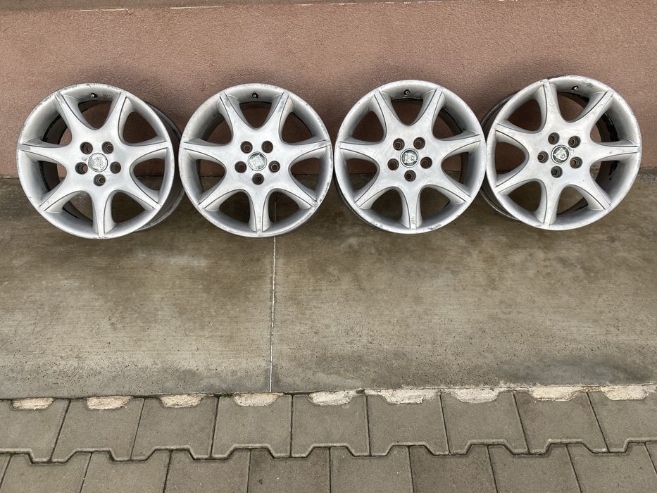 4бр лети джанти 17 цола/5х108/ет60/ц.отв.63.3/7.5J/Jaguar/Ягуар