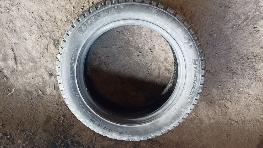 Продам шины на джип